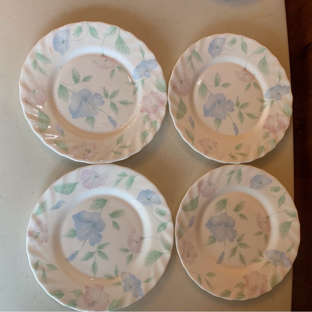 Set of 4 Arcopal France Milk Glass Pastel Morning Glory Luncheon Bread Plates